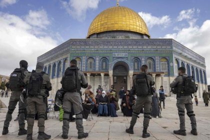 إسرائيل تعلن "تخفيف القيود" على دخول الفلسطينيين إلى القدس قبل رمضان