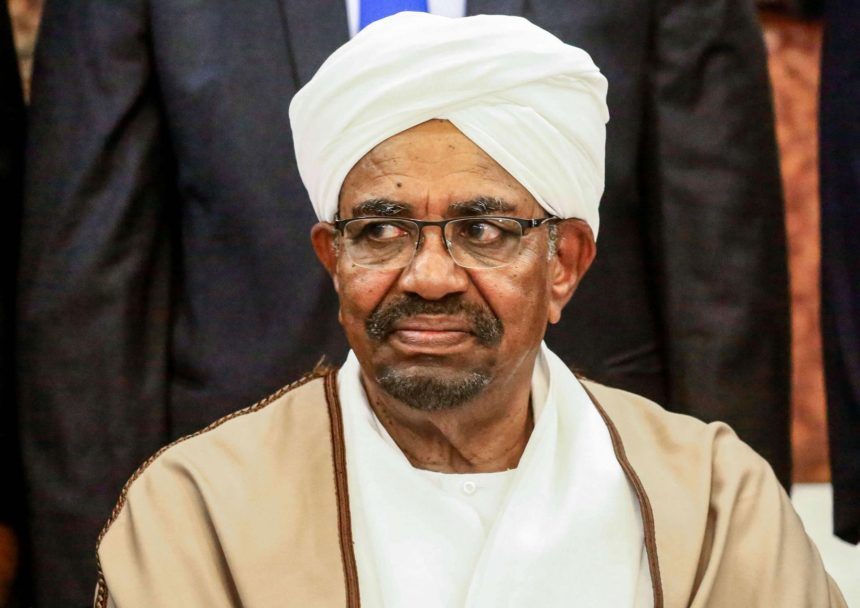 الجيش السوداني: عمر البشير محتجز في مستشفى علياء التابع للقوات المسلحة