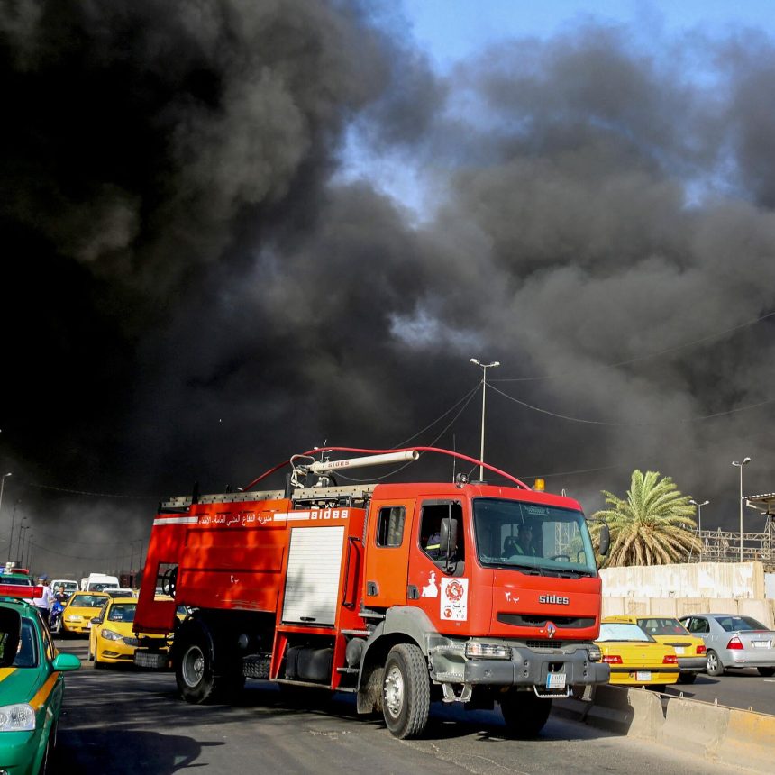 اندلاع حريق كبير في شارع "أبو نؤاس" وسط بغداد