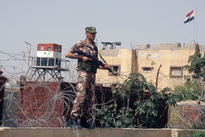 الجيش الإسرائيلي: الجندي المصري اخترق الحدود واشتبك 3 مرات مع الجنود وقتل ثلاثة منهم