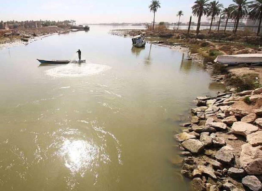 الموارد: عودة المياه من نهر الكارون عبر الاراضي الايرانية