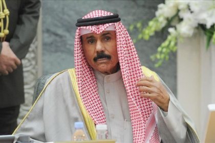 الديوان الأميري الكويتي ينفي تعرض أمير البلاد لعارض صحي طارئ