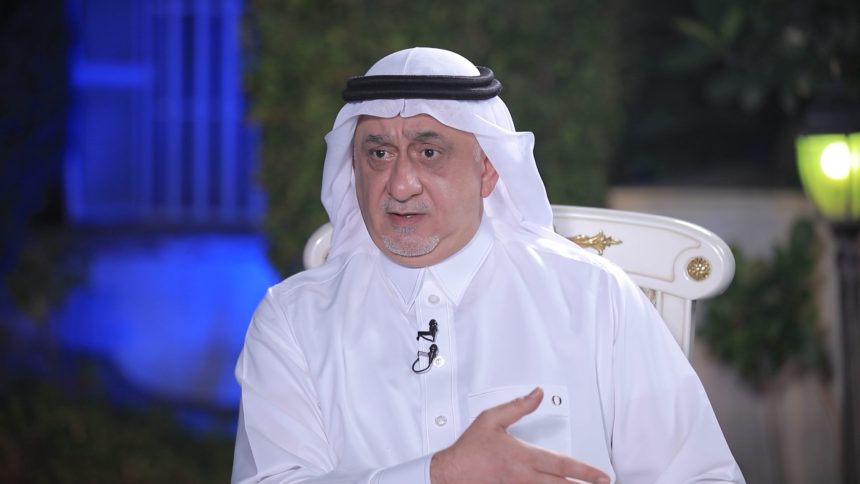 شعلان الكريم مغردا: القاصي والداني يعرف تاريخكم الأسود من الهلال الأحمر والصناعة للقروض الوهمية