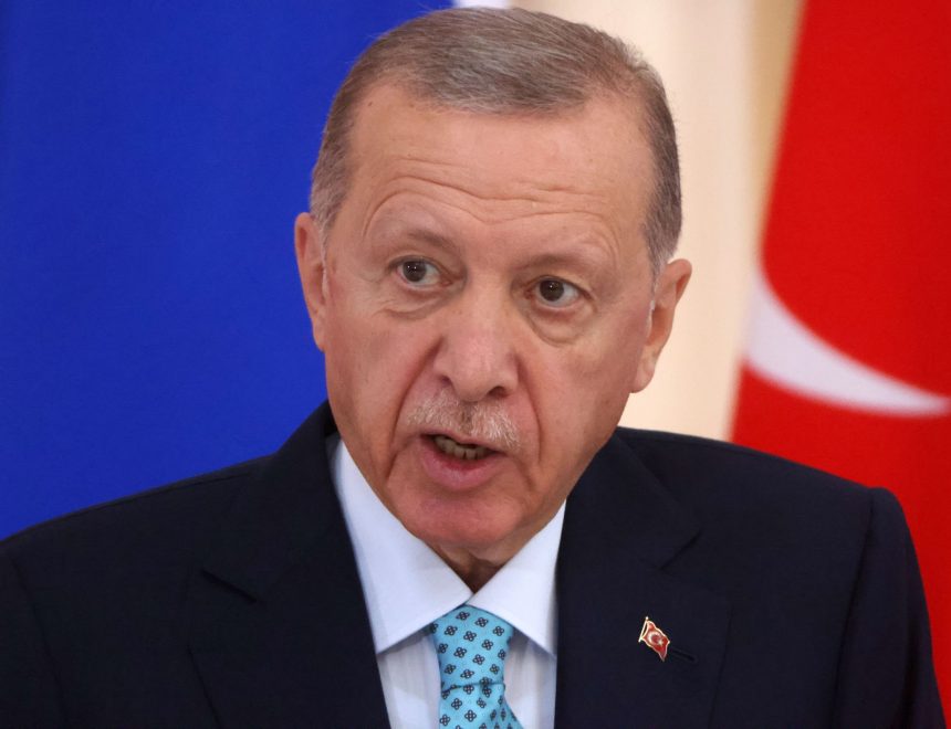 أردوغان: نقوم بالتحضيرات لإعلان إسرائيل مجرمة حرب أمام العالم