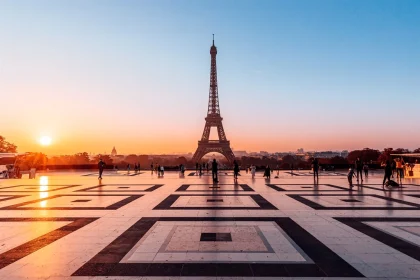 اغلاق برج "ايفل" في باريس بسبب اضراب العاملين