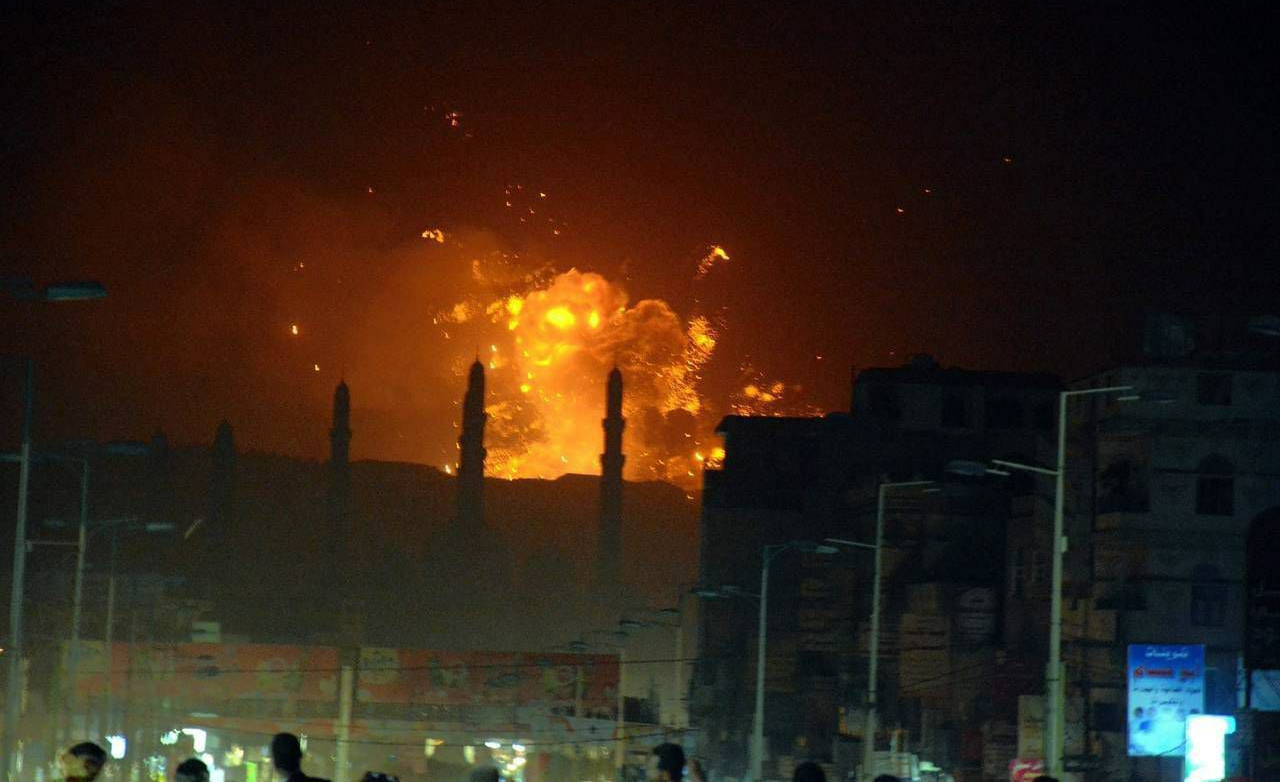 طهران تعلق على قصف اليمن: عمل تعسفي وانتهاك واضح لسيادة البلاد