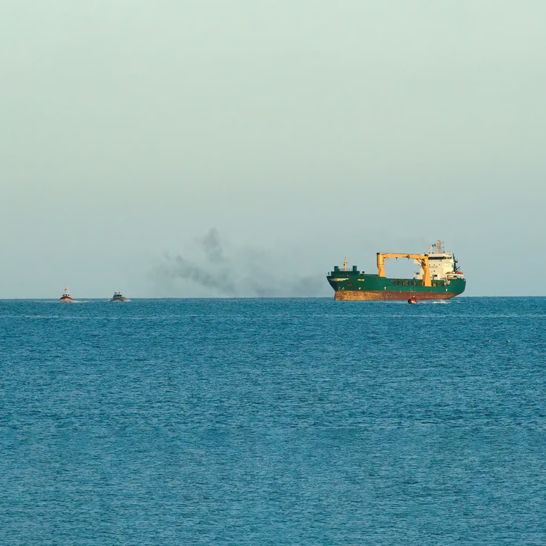هجوم صاروخي جديد يستهدف سفينة قبالة سواحل اليمن