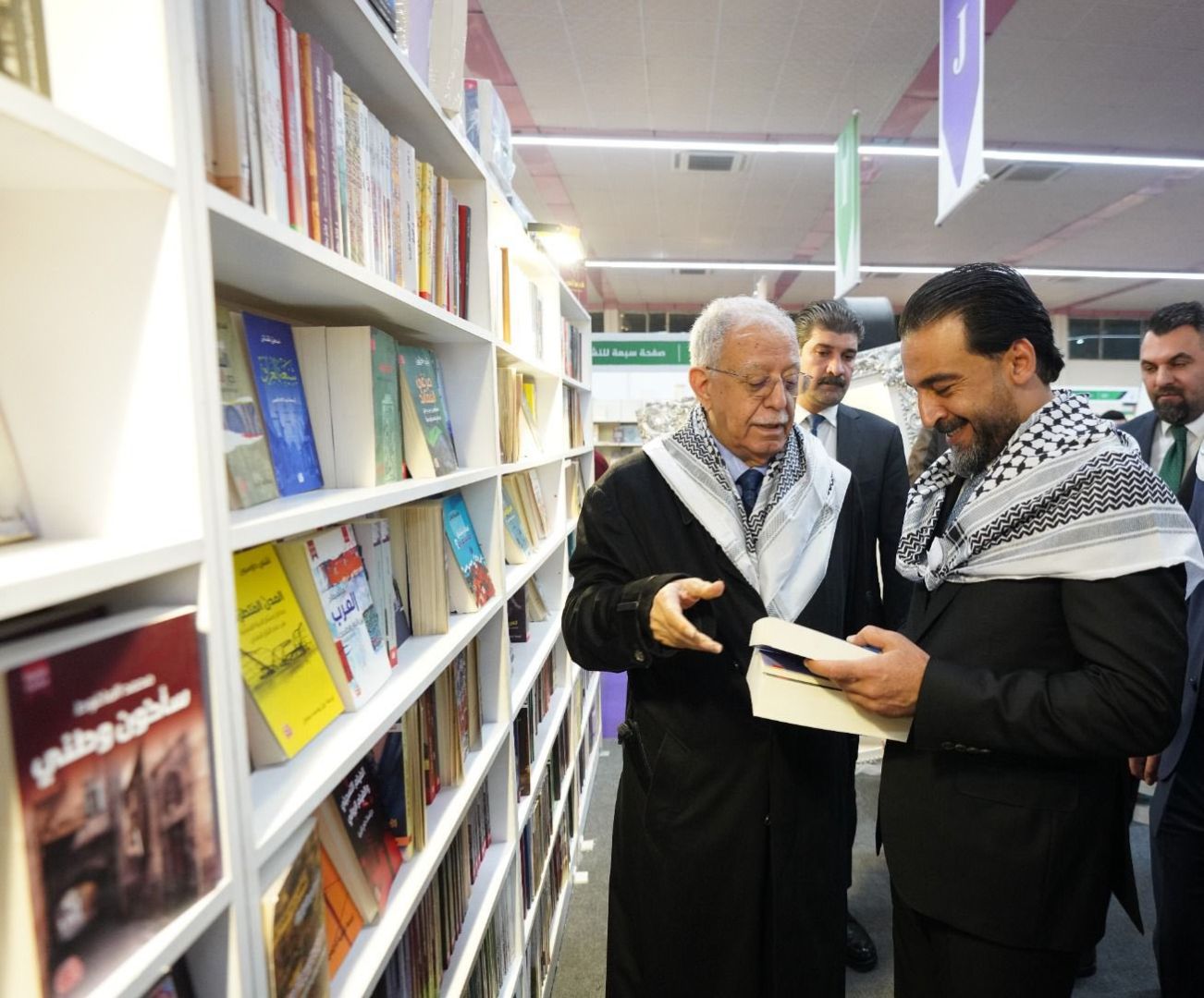 بالصور.. الرئيس الحلبوسي يزور معرض العراق الدولي للكتاب