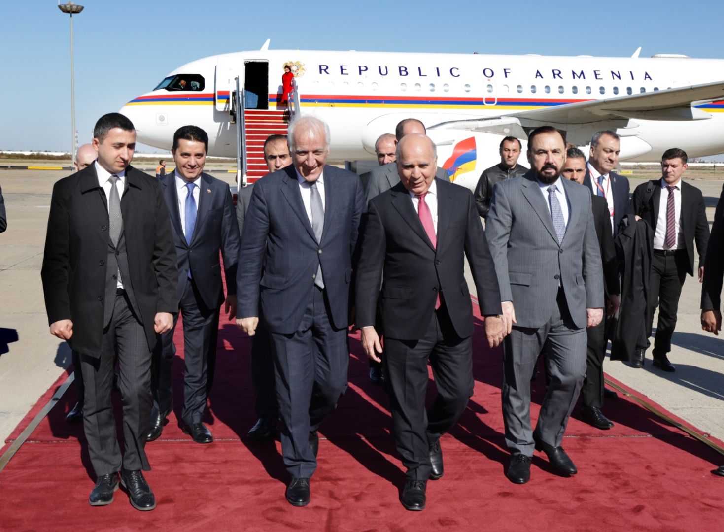 رئيس أرمينيا يصل بغداد في زيارة رسمية