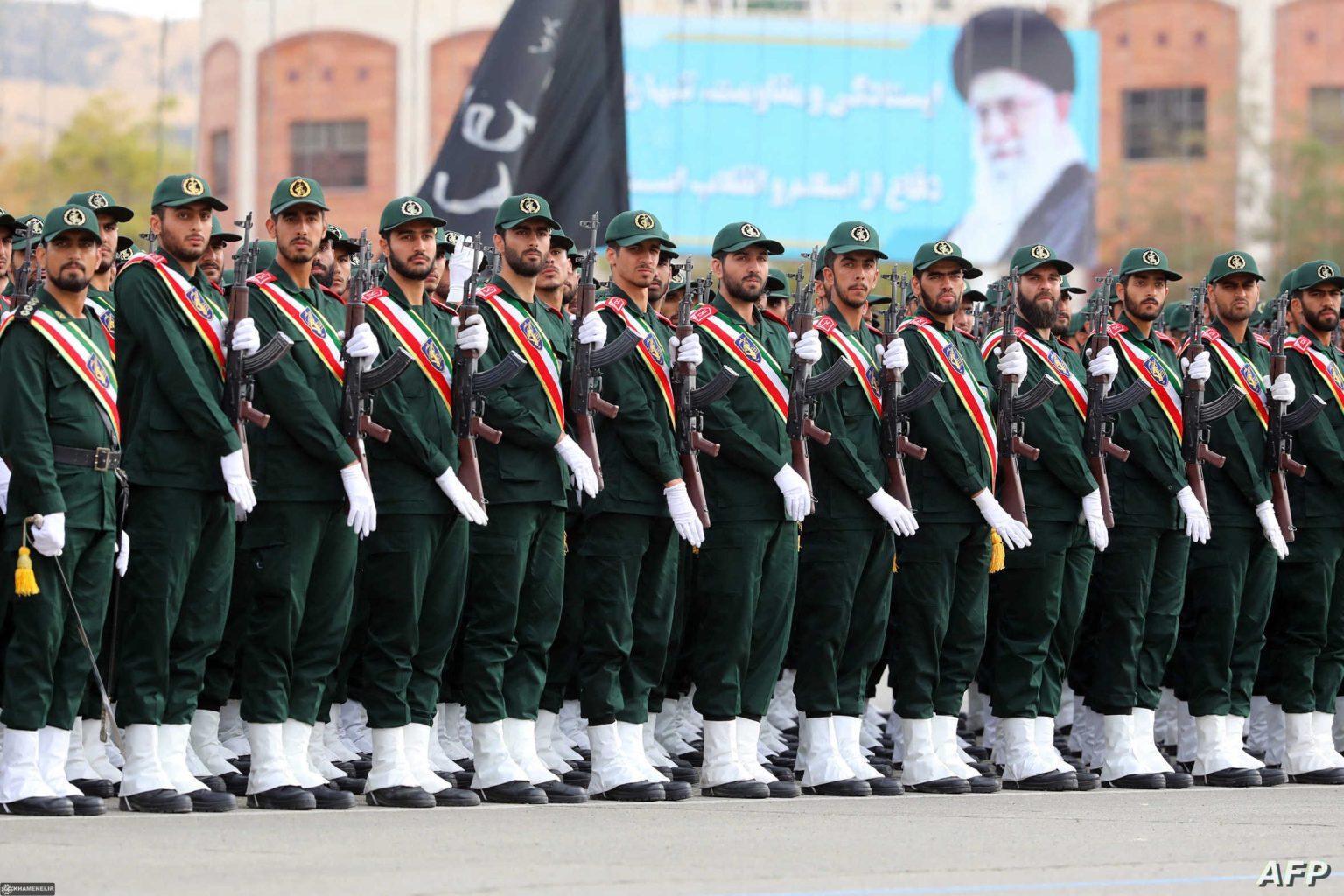الحرس الثوري الإيراني يدعو لإنشاء تحالف من الجيوش الإسلامية لمواجهة إسرائيل