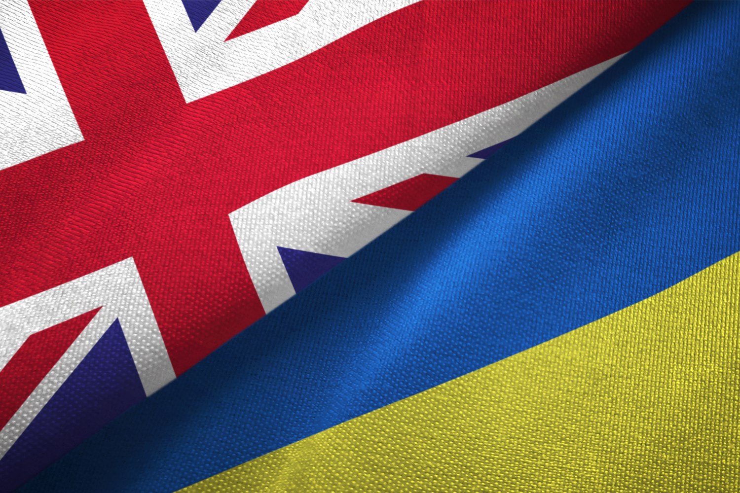 بريطانيا واوكرانيا توقعان اتفاقية دفاعية جديدة