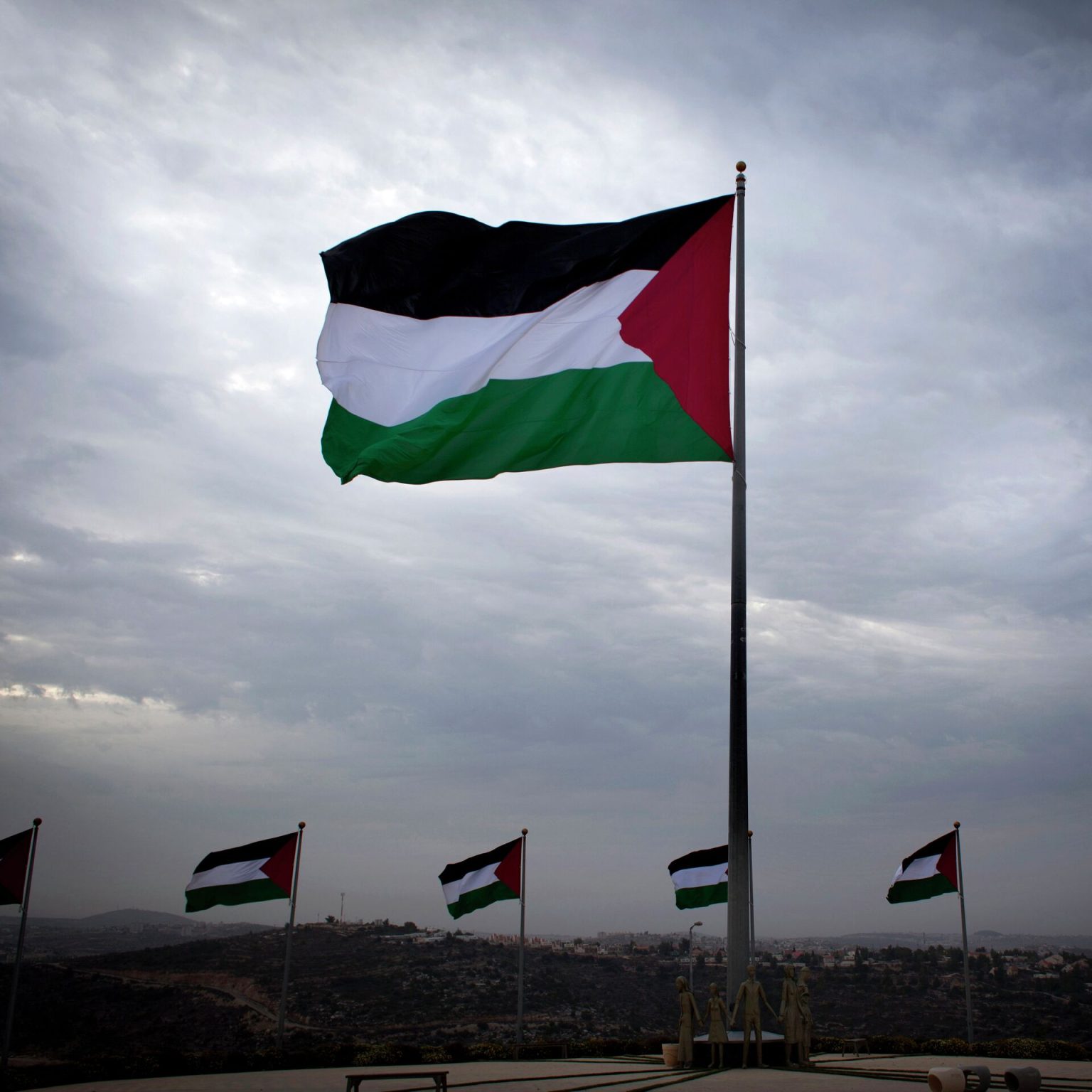 إسبانيا تعلن الاعتراف بدولة فلسطين