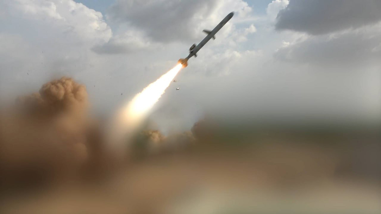 رويترز: اطلاق 5 صواريخ من الموصل تجاه قاعدة عسكرية أمريكية في سوريا