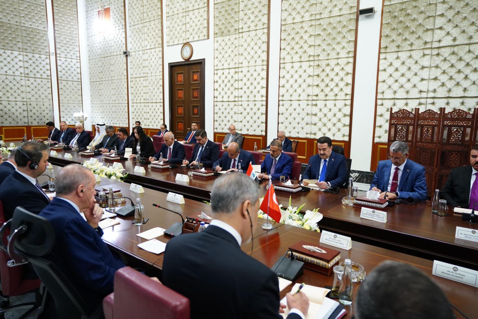 السوداني والرئيس التركي يترأسان المباحثات الموسعة بين وفدي البلدين