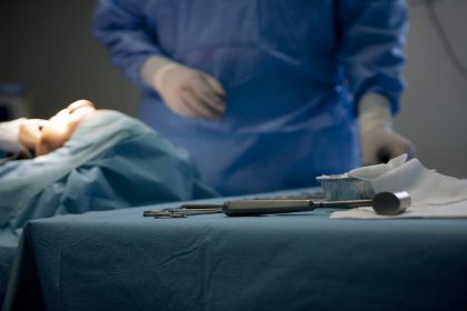 الصحة تطلق حملة تفتيشية كبرى على مراكز التجميل في بغداد