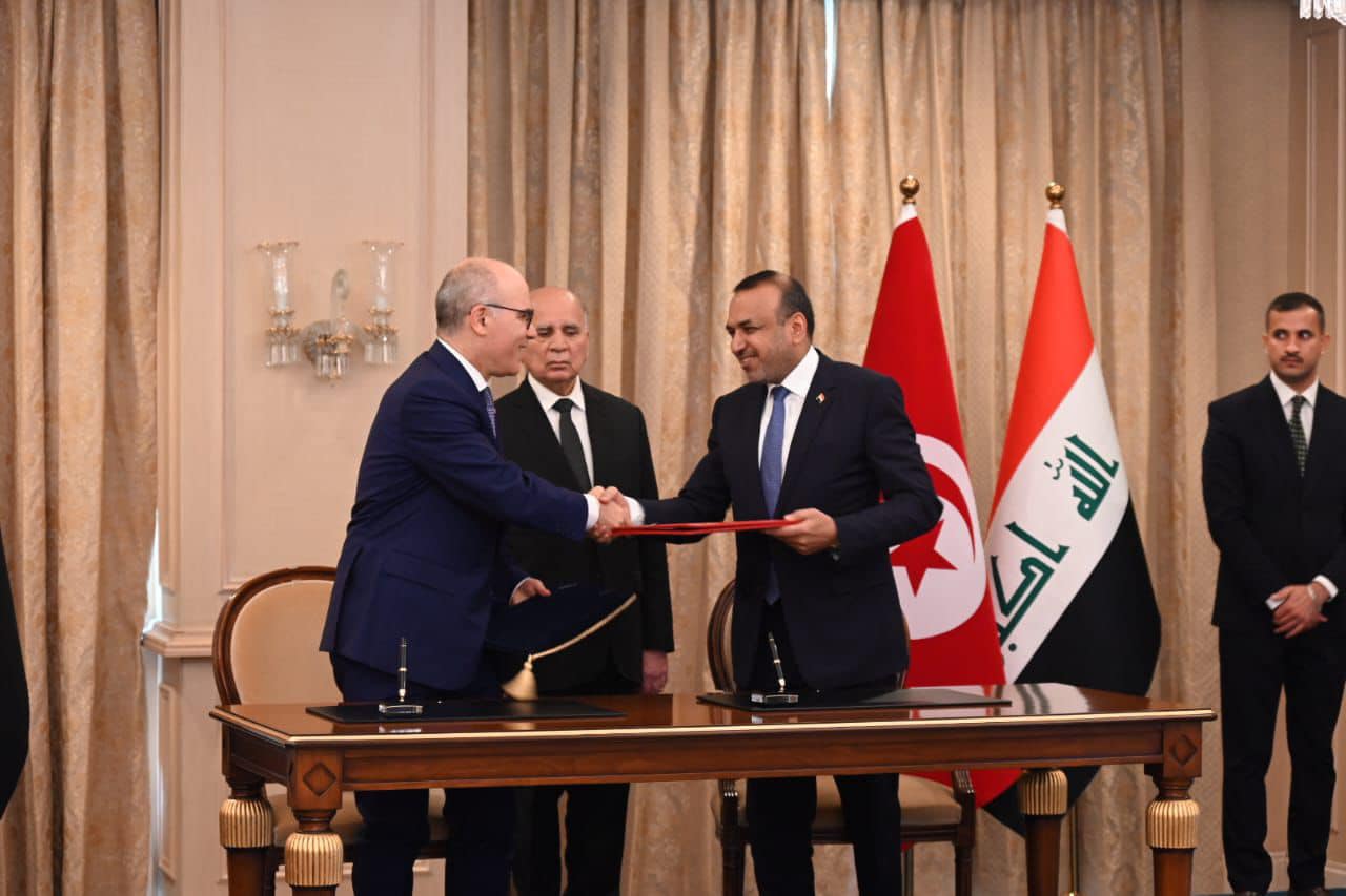 العراق يوقع 3 مذكرات تفاهم مع تونس في مجالات العمل والتدريب والتعاون الفني