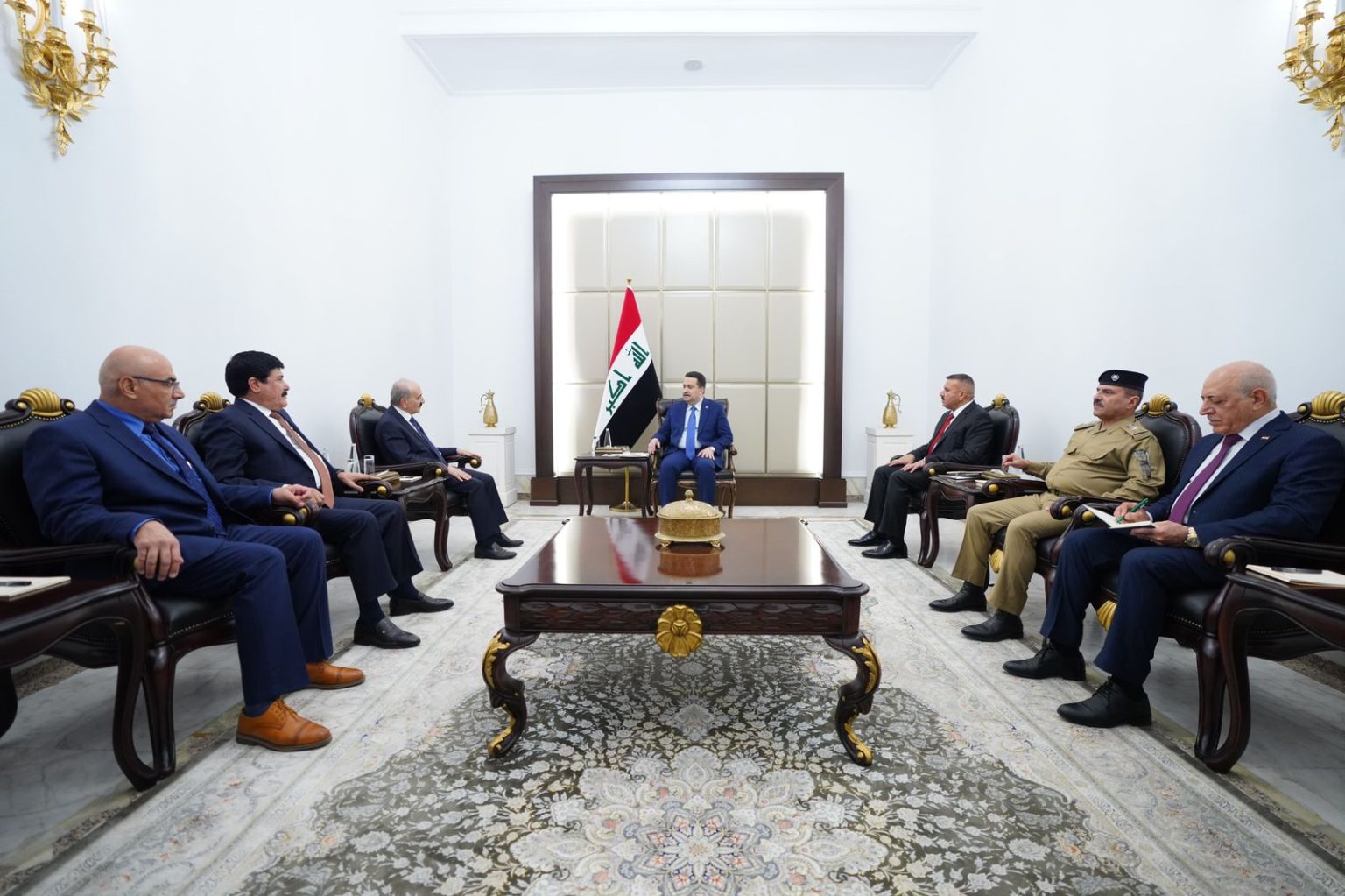السوداني يؤكد استعداد العراق لبذل أقصى درجات التعاون مع وزارة الداخلية السورية