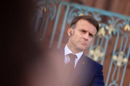 ماكرون يعلن حل البرلمان الفرنسي ويدعو لاجراء انتخابات في 30 حزيران