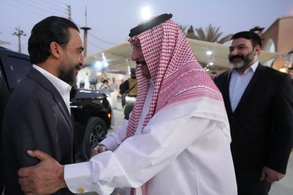 الرئيس الحلبوسي يزور مضيف الشيخ محمد عبد الفتاح الجنابي ويلتقي شيوخ ووجهاء حديثة.. صور