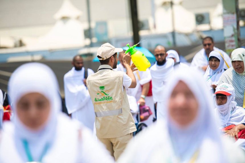 وزير الصحة السعودي: تعاملنا مع أعداد كبيرة من المتأثرين بالإجهاد الحراري هذا العام