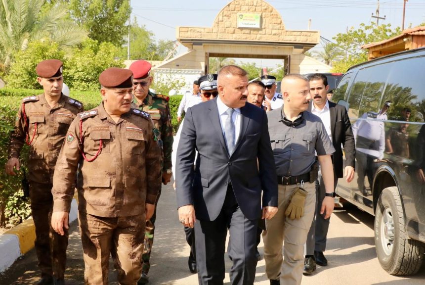 وزير الداخلية يصدر عدة توجيهات لحرس الحدود تخص منفذ عرعر ومطار النجف