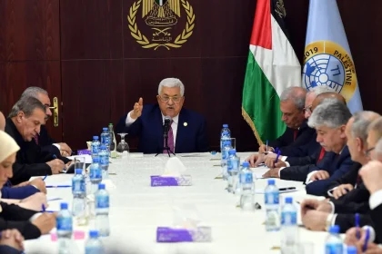 الرئاسة الفلسطينية تدعو المجتمع الدولي للتحرك لفرض وقف اطلاق النار في غزة