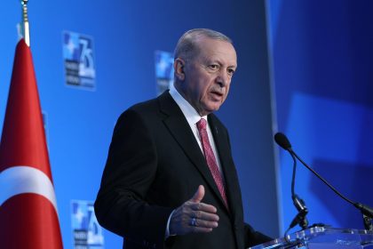 أردوغان: فوز ترامب برئاسة الولايات المتحدة قد يدعم قطاع الدفاع التركي