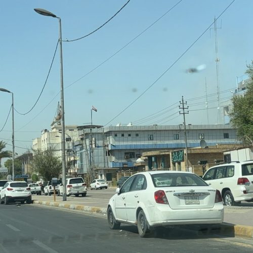 بالفيديو.. اندلاع حريق بدائرة للكهرباء مجاورة لكلية المأمون في بغداد