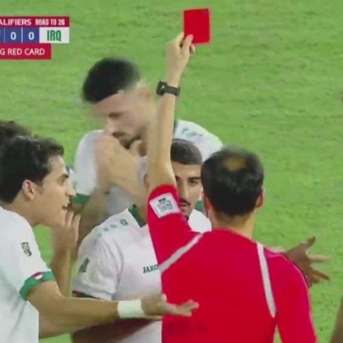 طرد لاعب المنتخب الوطني العراقي ريبين سولاقا