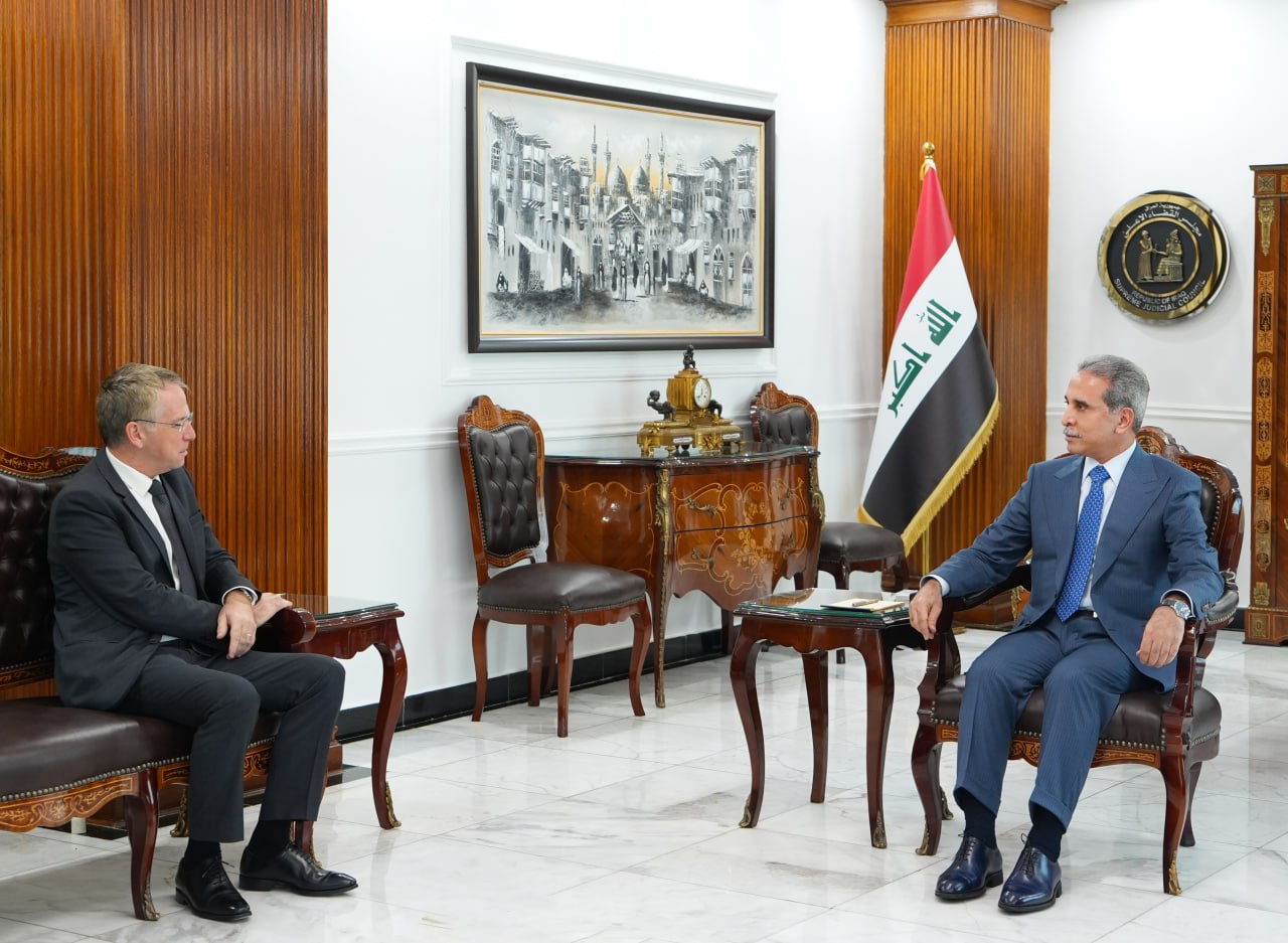 القاضي زيدان والسفير الفرنسي لدى العراق يبحثان التعاون القضائي بين البلدين