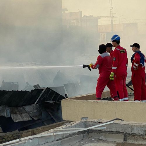 السيطرة على حريق اندلع في سوق حي العامل ببغداد