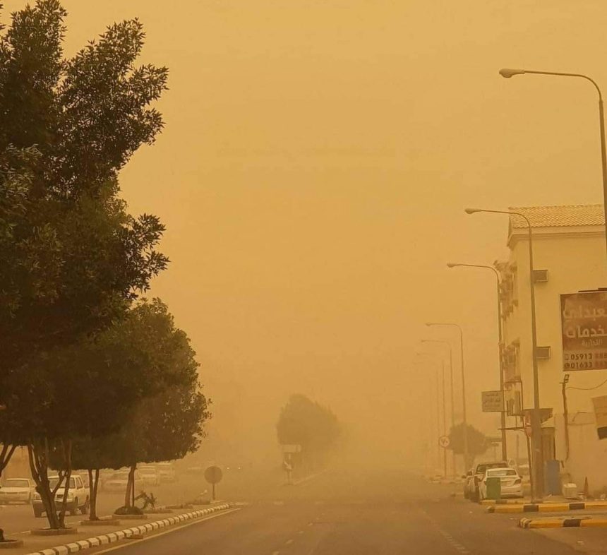 المرور تحذر السائقين: تدني مستوى الرؤية خلال اليومين المقبلين غرب و وسط البلاد بسبب موجات الغبار