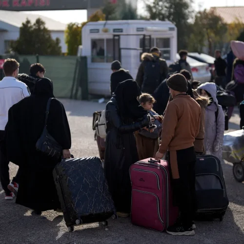 الهجرة: عودة السوريين المتواجدين في العراق مرهون بتهيئة الظروف المناسبة