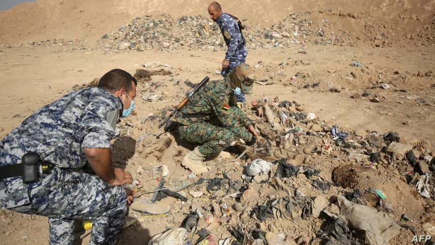 العثور على مقبرة جماعية تضم  17 جثة لأشخاص أعدمهم داعش في كركوك