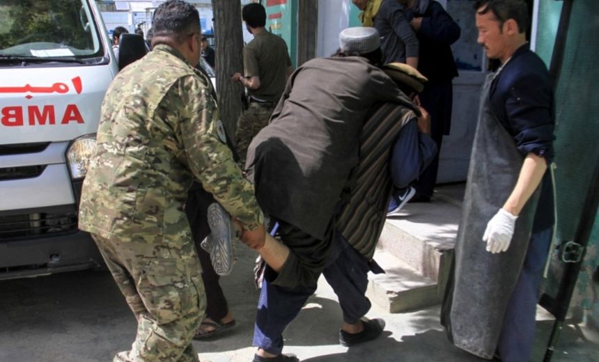 "وحش" قتل 13 جندياً أميركياً بأفغانستان.. من هو شريف الله الذي أعلن ترامب اعتقاله؟