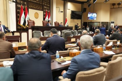 المشهداني يعلن تشكيل لجنة مشتركة من البرلمان ونقابة المعلمين لمتابعة تنفيذ مطالب التربويين