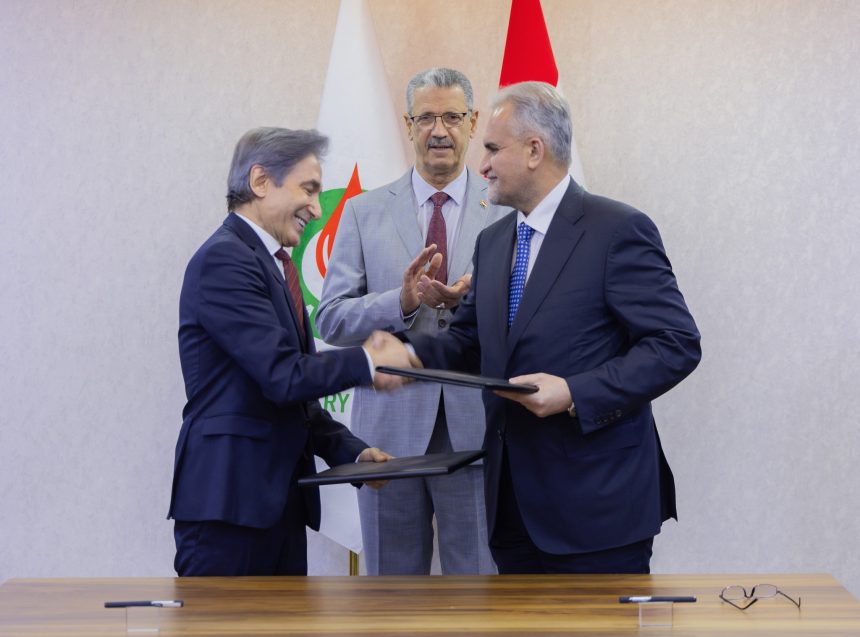 العراق يوقع عقد مشروع الأنبوب البحري الثالث