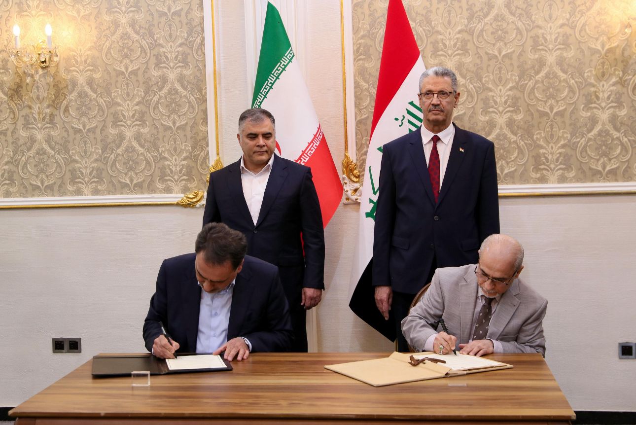 ‏وزيرا النفط العراقي والإيراني يوقعان مذكرات تفاهم لتعزيز التعاون المشترك