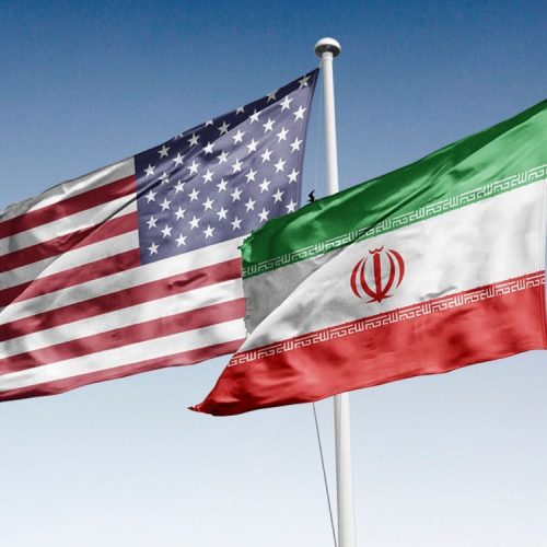 طهران تحذر من تغيير مكان انعقاد المحادثات الإيرانية الأمريكية