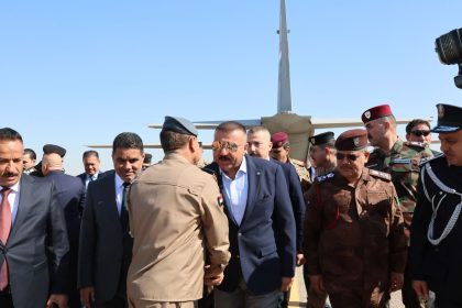 وزير الداخلية يصل محافظة البصرة