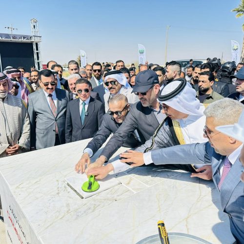 ‏وزير الصناعة يضع حجر الأساس لمشروع إنشاء معمل الأسمدة النيتروجينية بصلاح الدين