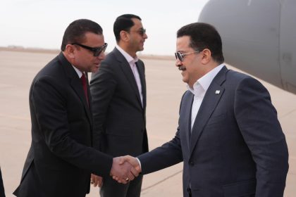 ‏السوداني يصل ذي قار لمتابعة وإطلاق عدد من مشاريع البنى التحتية والخدمية‬