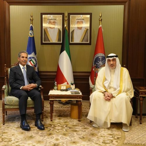 رئيس مجلس القضاء الأعلى يبحث مع رئيس الوزراء الكويت سبل التعاون القضائي والقانوني