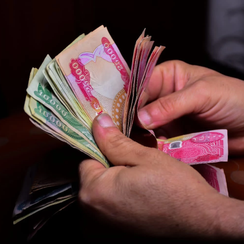 ‏العمل تعلن إطلاق راتب المعين المتفرغ لشهر نيسان‬