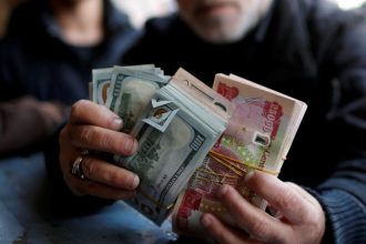 انخفاض أسعار الصرف في الأسواق المحلية: 145500 دينار مقابل كل 100 دولار