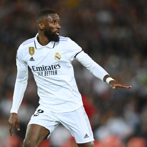 ريال مدريد يعلن غياب أنطونيو روديجر شهرين بعد خضوعه لعملية جراحية