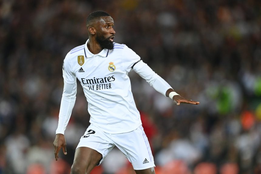 ريال مدريد يعلن غياب أنطونيو روديجر شهرين بعد خضوعه لعملية جراحية